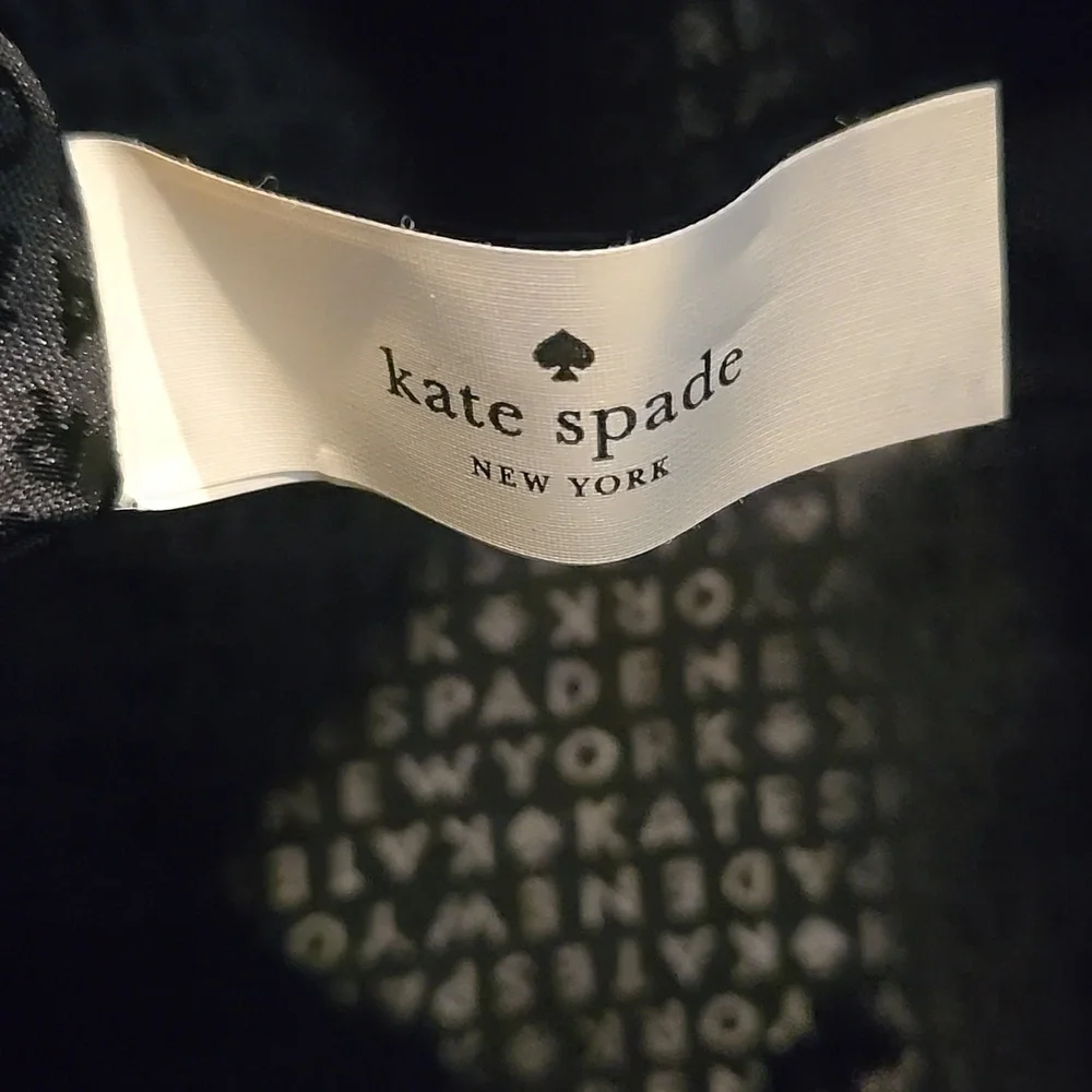 Kate Spade Carmella Weekend Tote - Picture 6 of 9